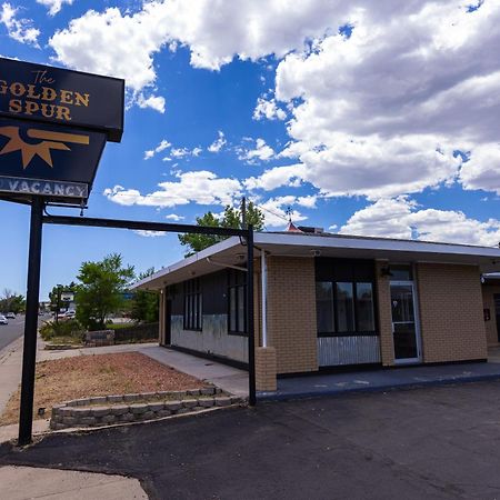 The Golden Spur Hotel Panguitch Exterior photo